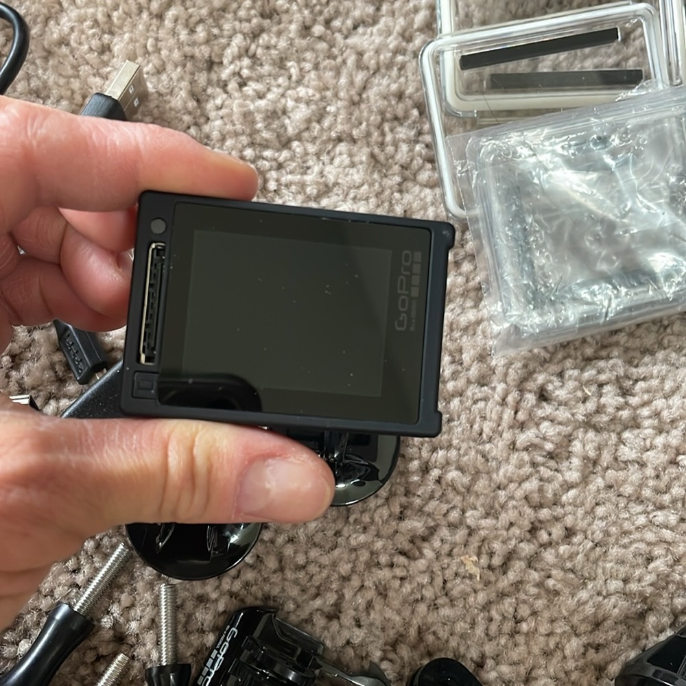 GoPro hero 4 bundle - Picture 7 of 7
